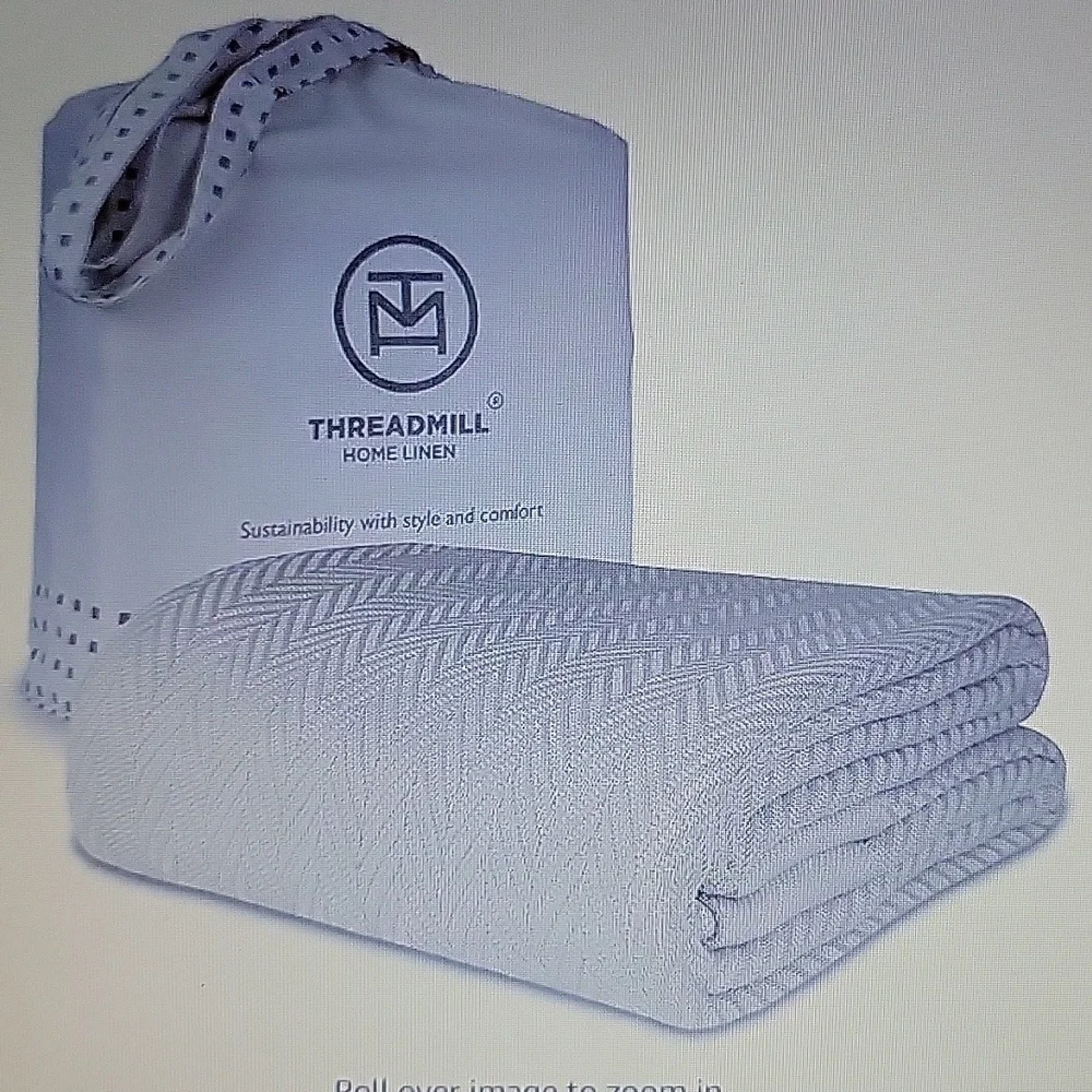 Threadmill light gray Queen luxury 100% cotton blanket coverlet All Season New